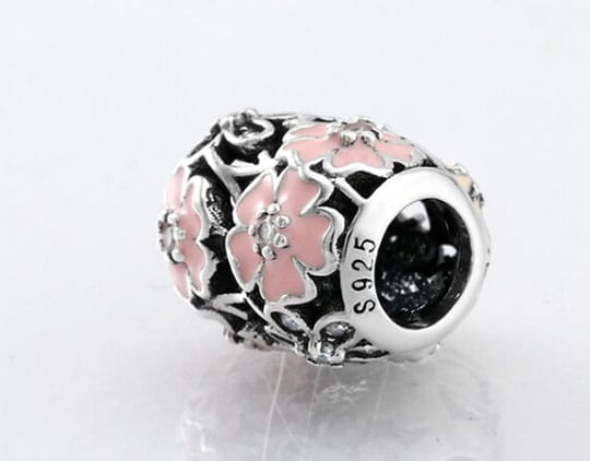 Charms do Pandora Serce w Kwiaty