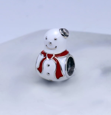 Srebrny Charms Bałwanek w Czerwonym Szaliku