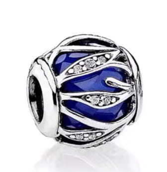 Srebrny Charms Niebieskie Szkło Splot Winorośli
