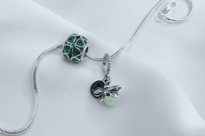 Srebrny Charms Świetlik z Miłosnym Wyznaniem