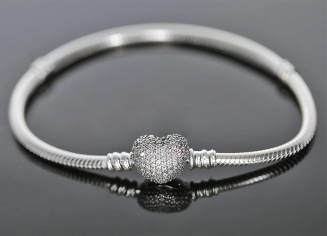 Bransoletka typu Pandora Błyszczące Serce 17 cm