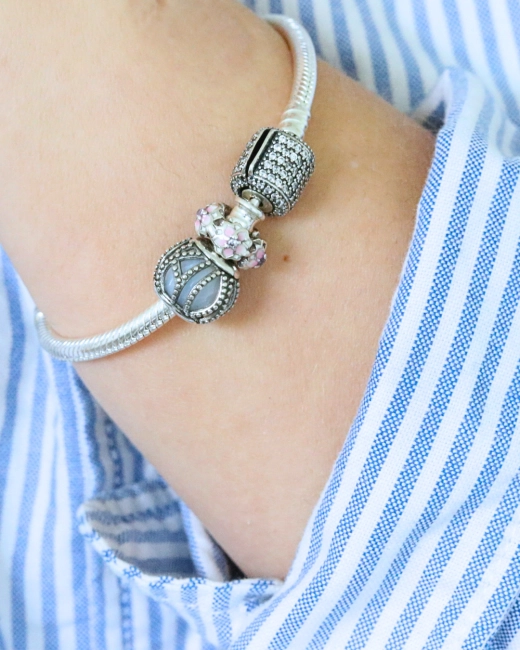 Srebrny Charms Białe Szkło Splot Winorośli