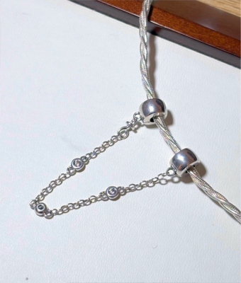 Srebrny Charms Łańcuszek Zabezpieczający Z Cyrkoniami