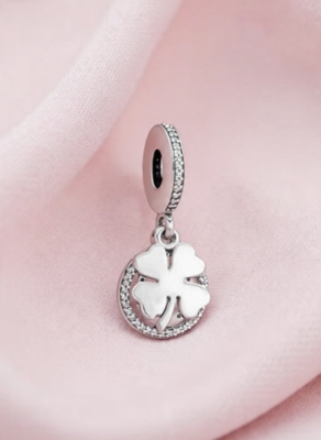 Srebrny Charms Koniczynka na Szczęście