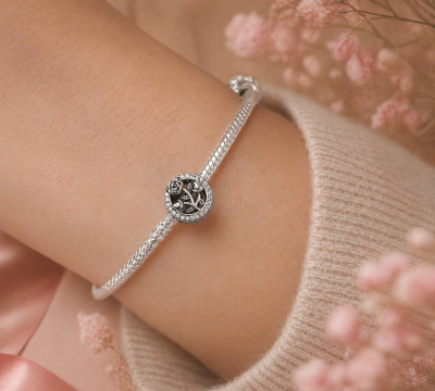 Srebrny Charms Okrągły z Różą