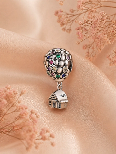 Srebrny Charms Latający Domek Balon