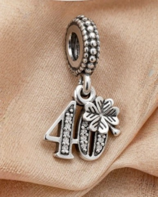 Srebrny Charms 40 Urodziny