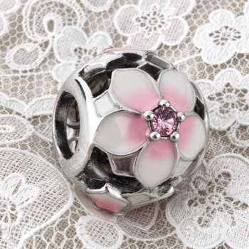 Srebrny Charms Dorodna Magnolia Kwiaty