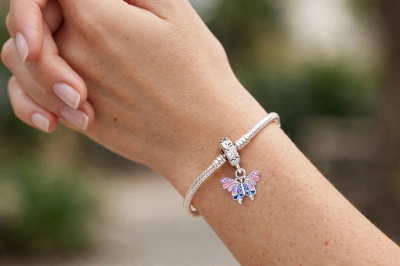 Charms Kolorowy Motyl Mariposa