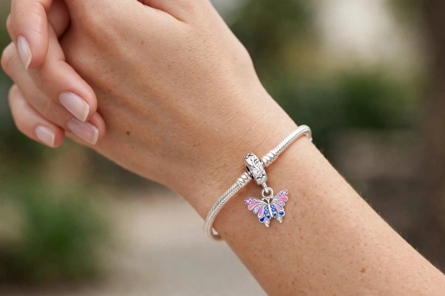 Charms Kolorowy Motyl Mariposa